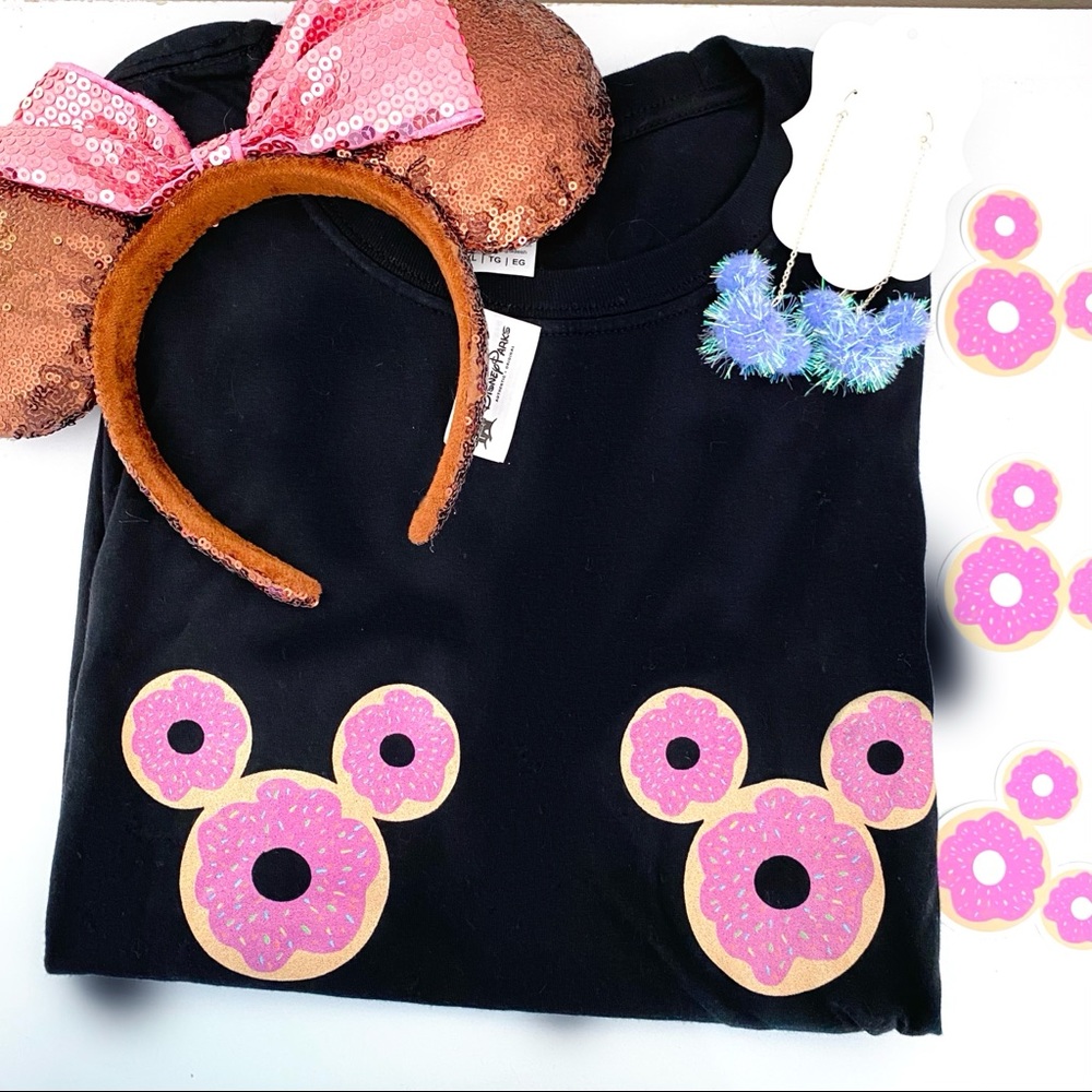 🍩Disney Mickey Donut Tee - Picture 2 of 6